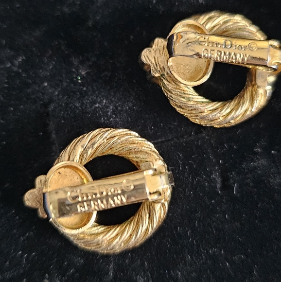 Christian Dior Rope Loop Clip on earrings - Picture 3 of 9